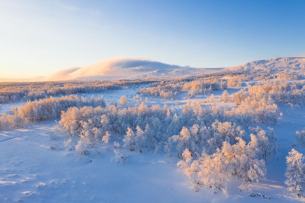 270623-norwegian-winter-landscape-unsplash