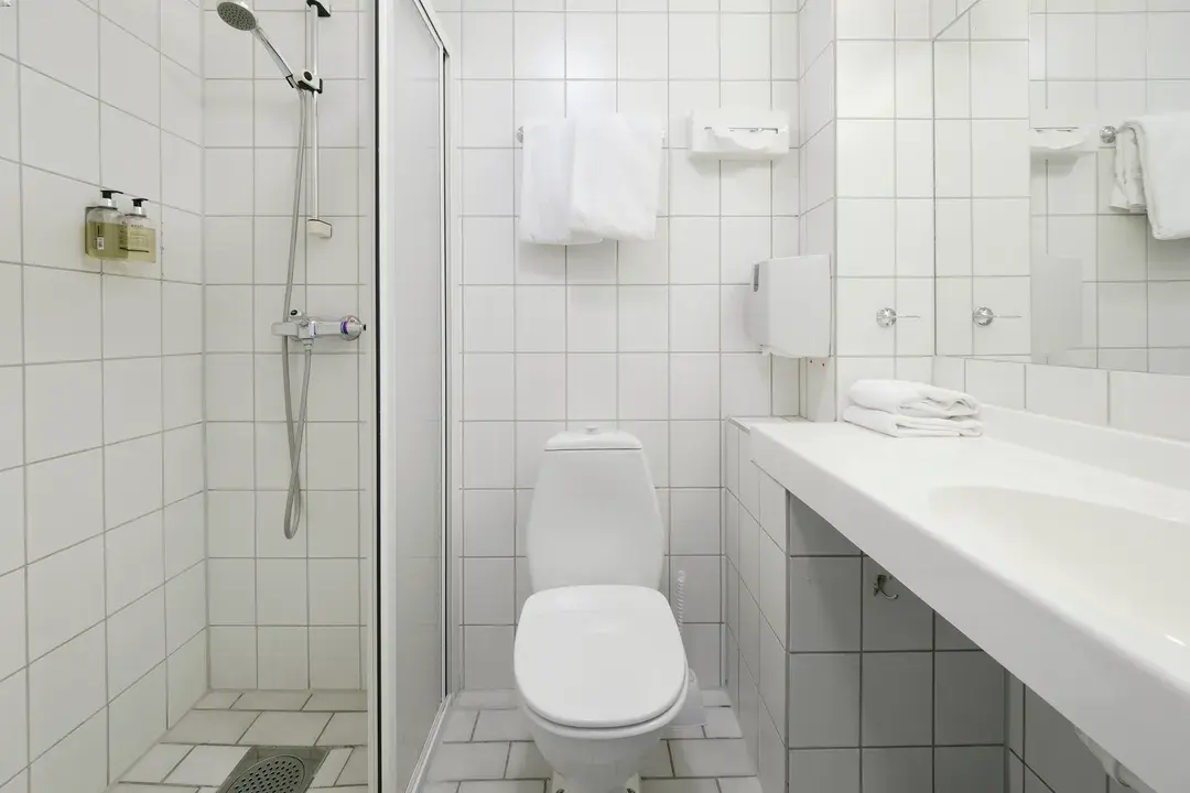 ferdig_DSF6882-Budsjettrom_bad